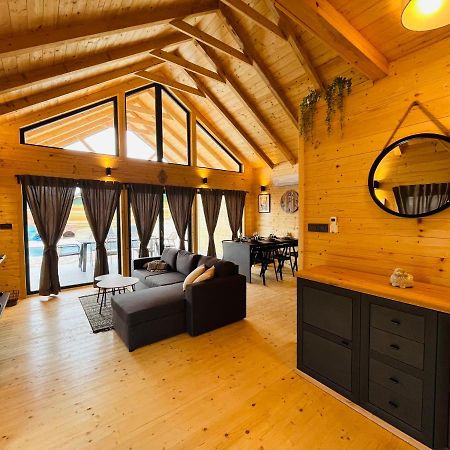 Holiday House Adamo Selno Kültér fotó