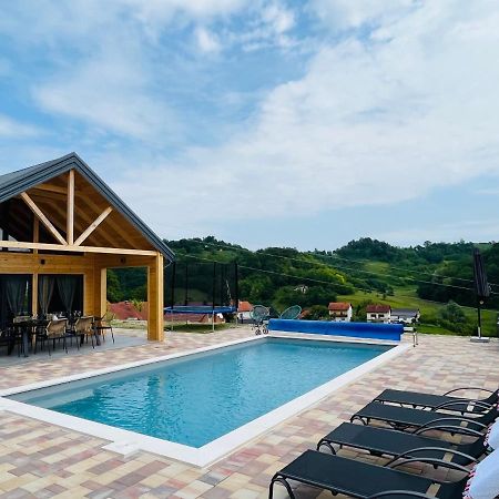 Holiday House Adamo Selno Kültér fotó