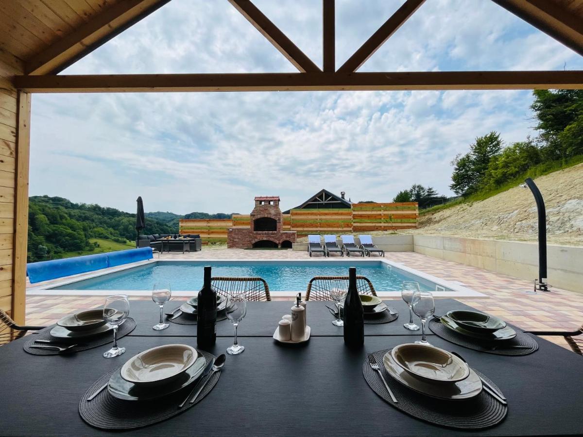 Holiday House Adamo Selno Kültér fotó