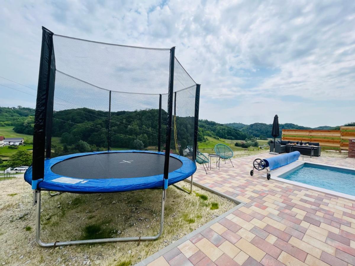 Holiday House Adamo Selno Kültér fotó